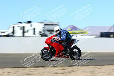 media/Jan-09-2022-SoCal Trackdays (Sun) [[2b1fec8404]]/Front Straight Speed Shots (1pm)/